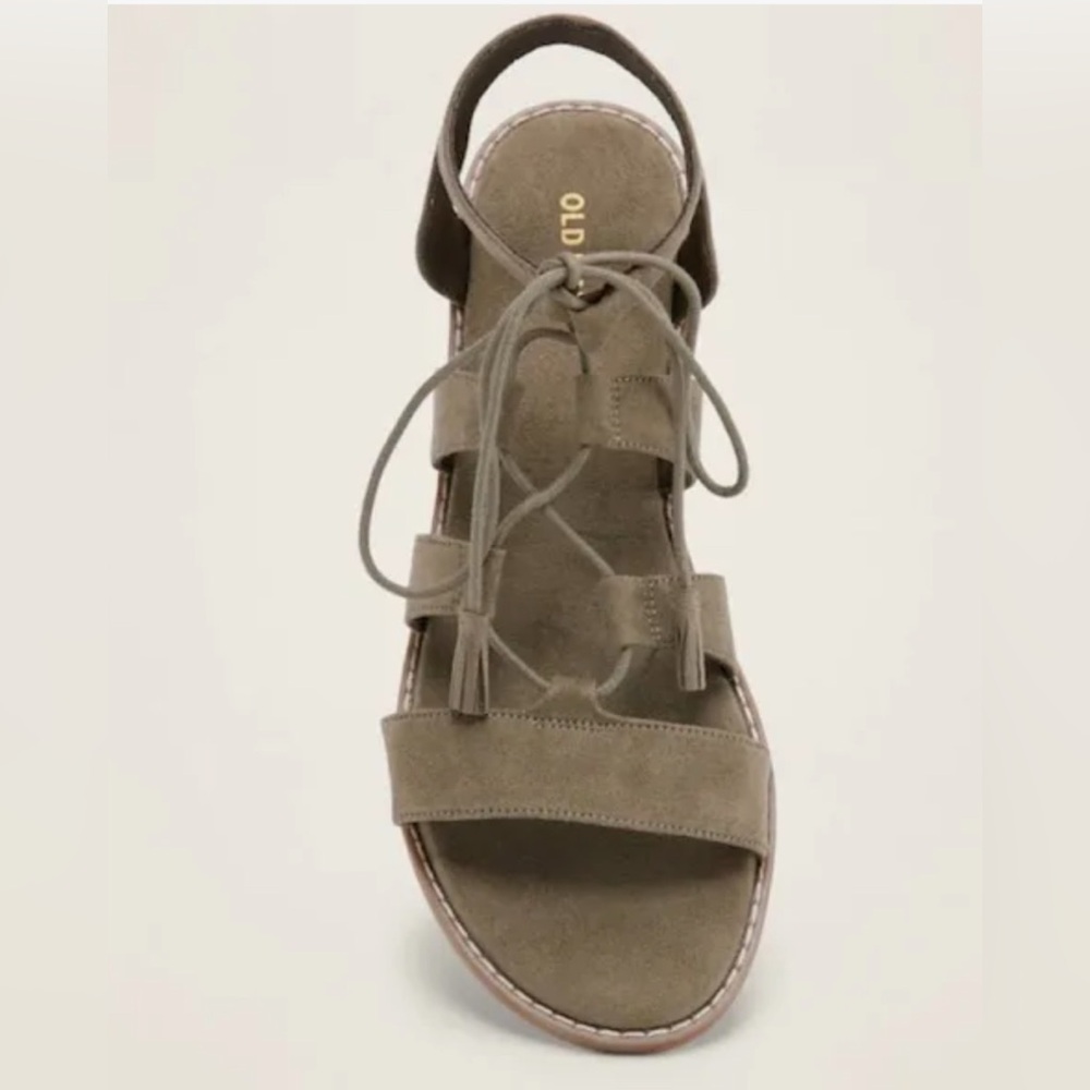 🆕 Old Navy Women’s Faux-Suede Lace-Up Gladiator Sandals Sagebrush 8 - Picture 2 of 15